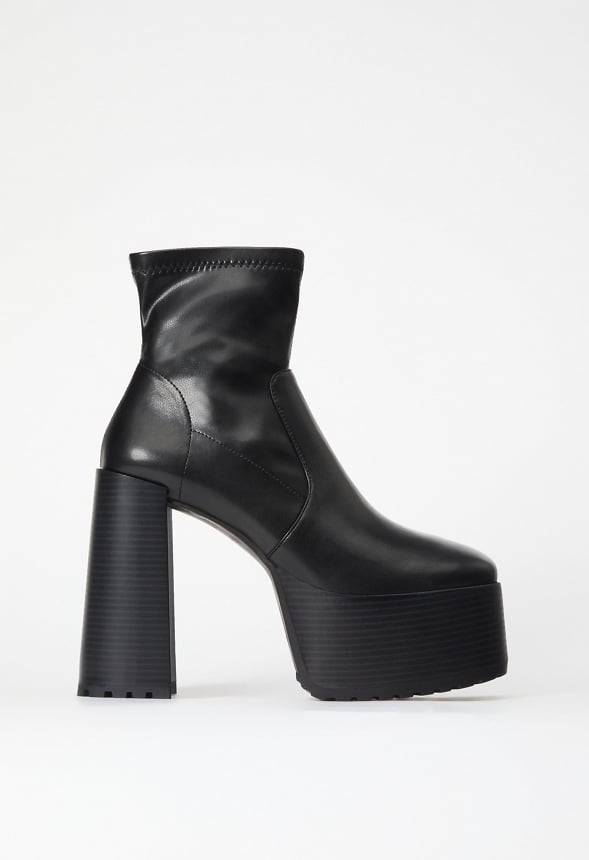 Hera Platform Ankle Boot Black