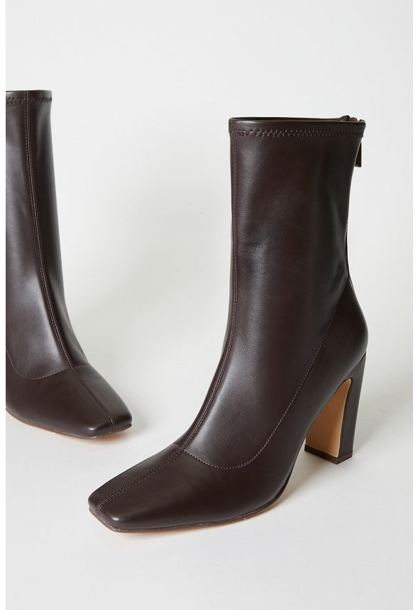 Maddie Stiletto Bootie Cacao Brown