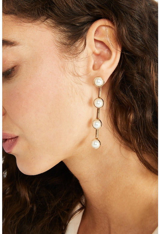 Anya Pearl Drop Earrings Cream/ Gold