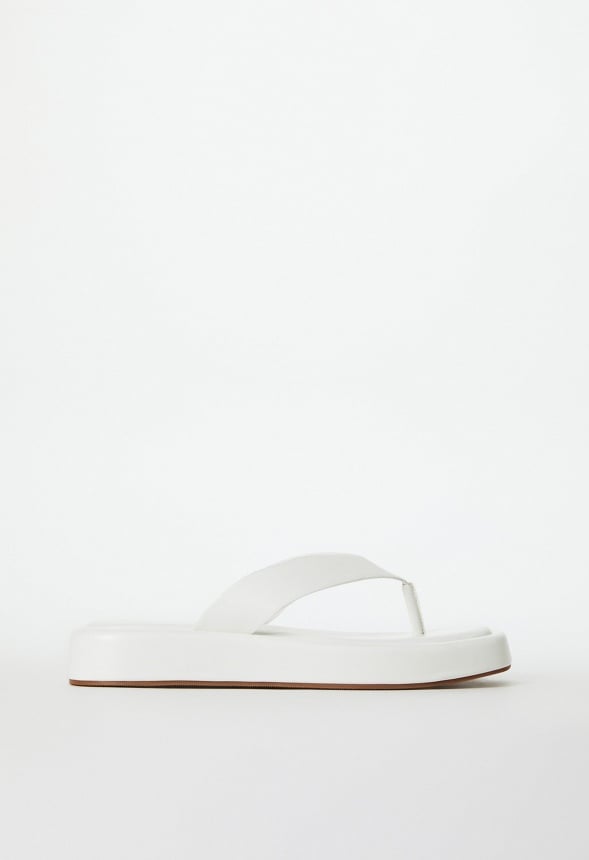 Lakey Flat Sandal White