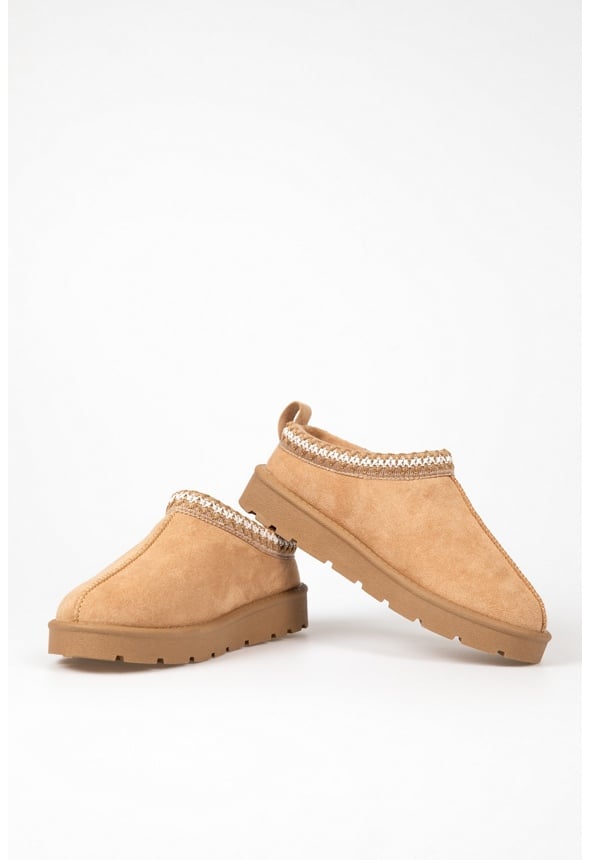 Adrianna Fuzzie Beige