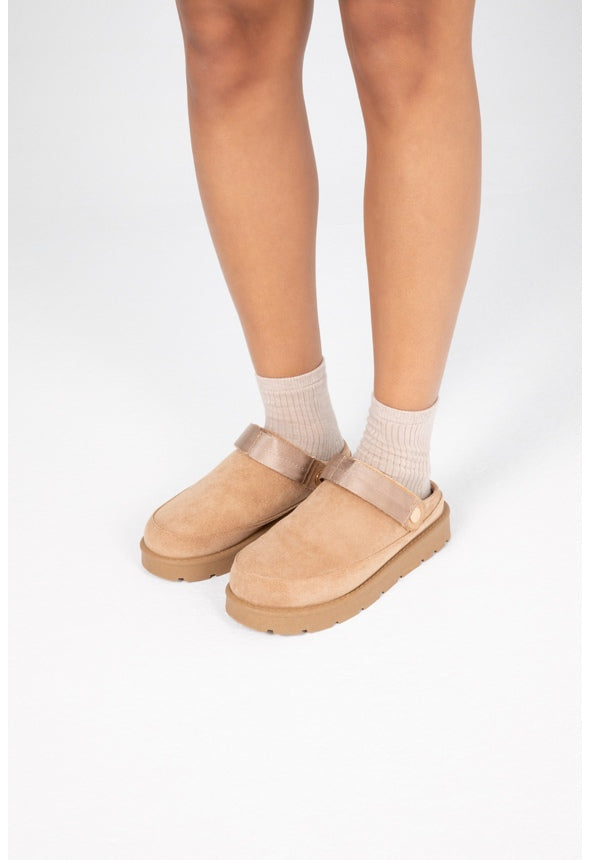 Emily Clog Sand