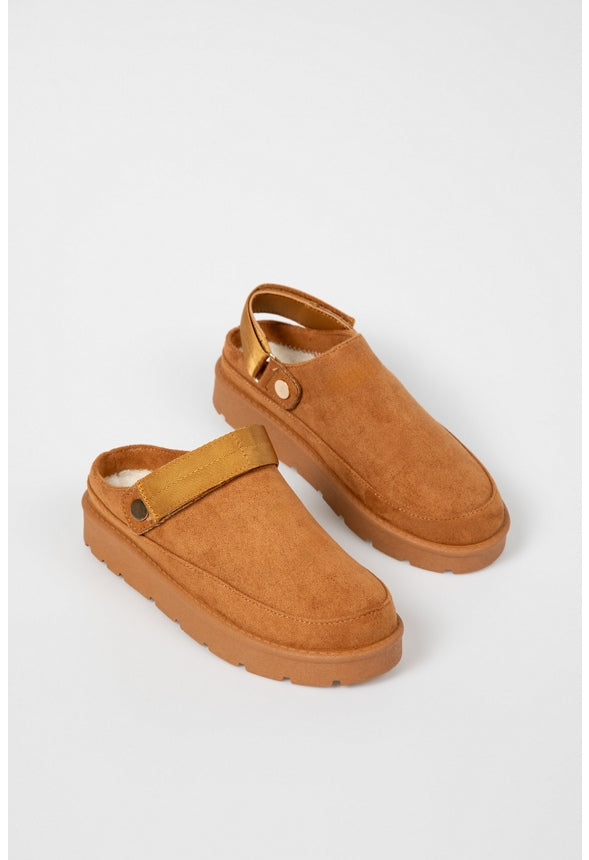 Emily Clog Chesnut