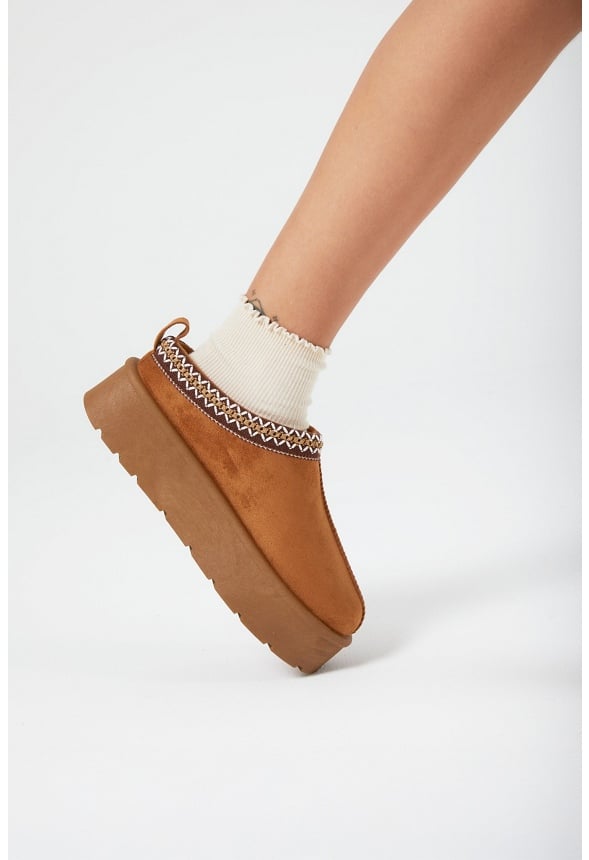 Manu Fuzzie Chestnut