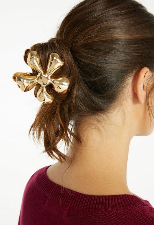 Yola Metal Flower Hair Claw Gold/ Gold