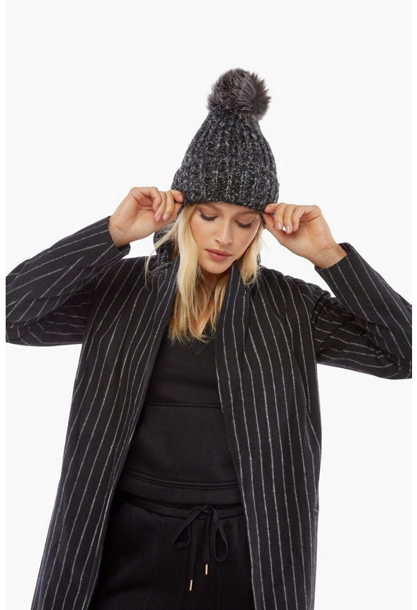 Basic Pom Beanie Black