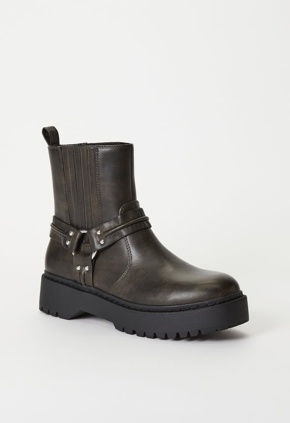 Beckett Chelsea Ankle Boot Distressed Black