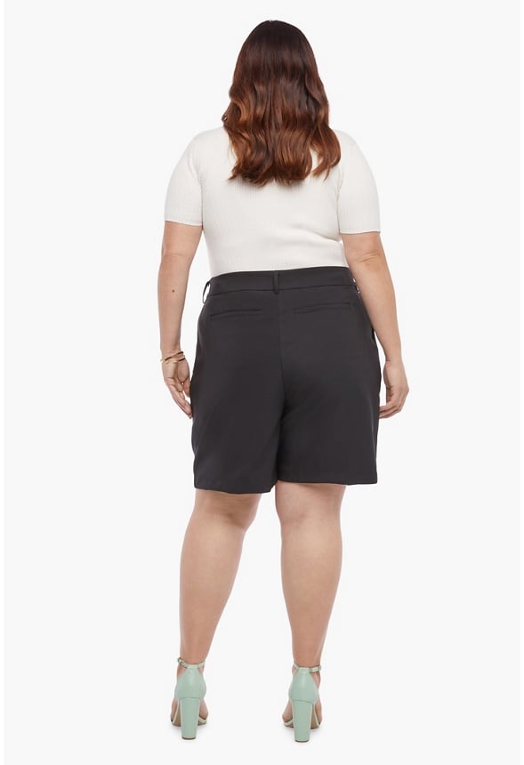 City Shorts Black Caviar